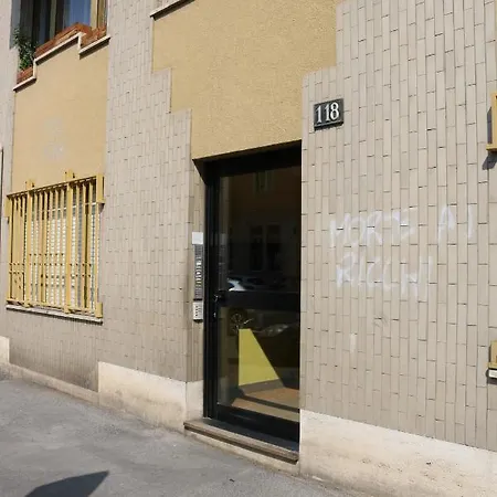 Апартаменты Via Savona Location