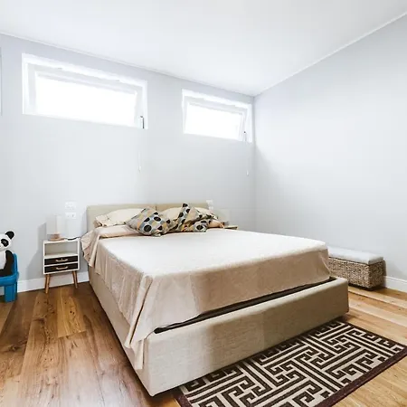 Mico Citylife Luxuryflat, 100m Metro