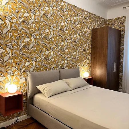 Apartment I Host - Jommelli 12