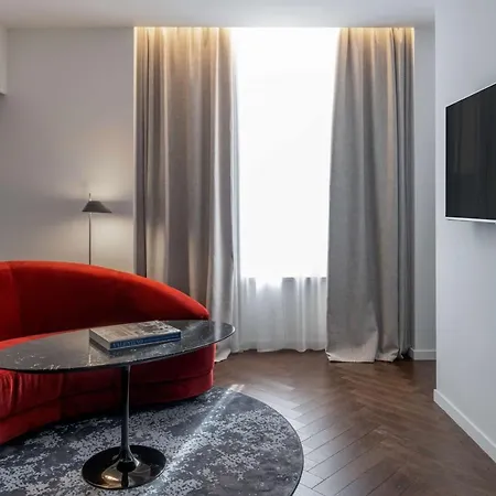 Radisson Collection Hotel, Santa Sofia 5* Milan