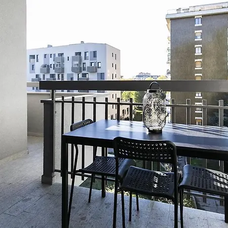 Apartamento Sansiro Citylife Spazioso Studio Apt Metro 5min *