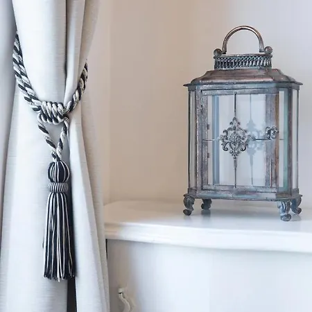 Canal View Historical *