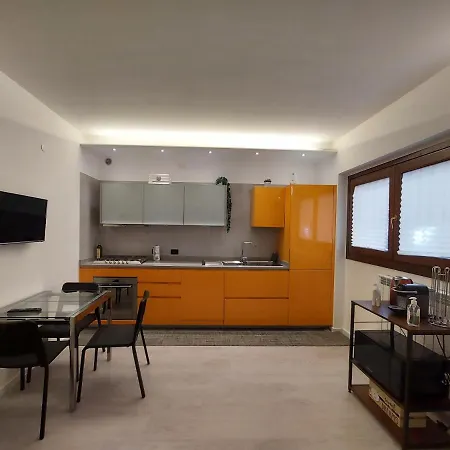 G&g House