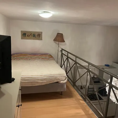 Cozy Loft In Apartment Milan