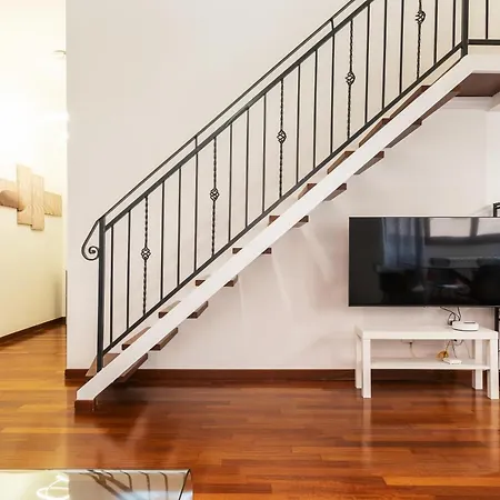 Lägenhet Easyhomes - Manusardi