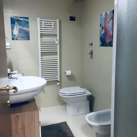 Flat 11 Mm1 Loreto Pasteur Con Posto Auto - P5