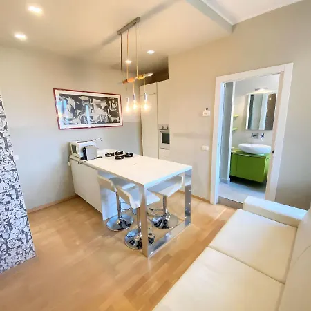 Guesthost - Viale Umbria White & Cosy Appartement