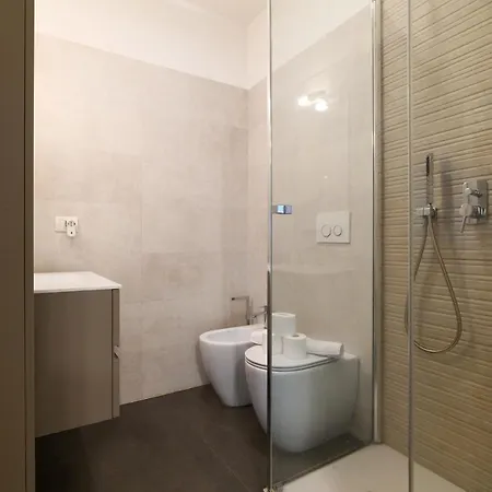 Primopiano - Savona A Apartman *