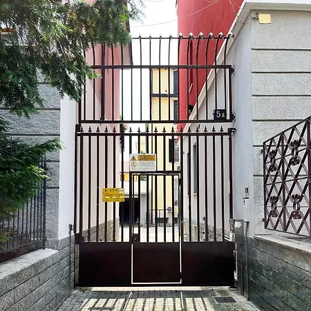 Апартаменты Cenisio Relax House *