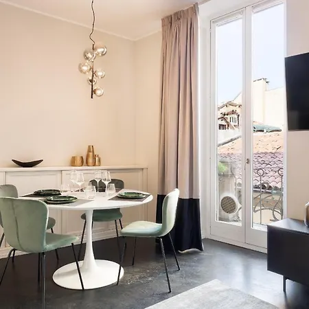 Homie Livings - Duomo Di Milano, Montenapoleone Apartmán *