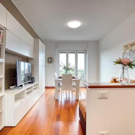 Caseospitali - Casa Parkview, Ampio Trilo Per Famiglie Sul Parco Milan