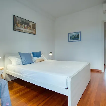 Apartment Caseospitali - Casa Parkview, Ampio Trilo Per Famiglie Sul Parco Milan