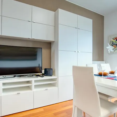 Caseospitali - Casa Parkview, Ampio Trilo Per Famiglie Sul Parco * Milan