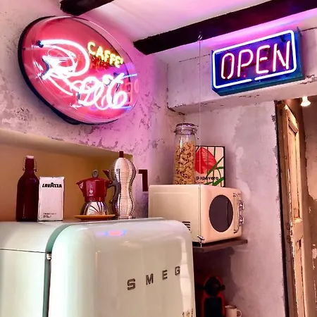 דירה Charming And Design Attic Loft In Coolest Area Navigli Ticinese מילאנו