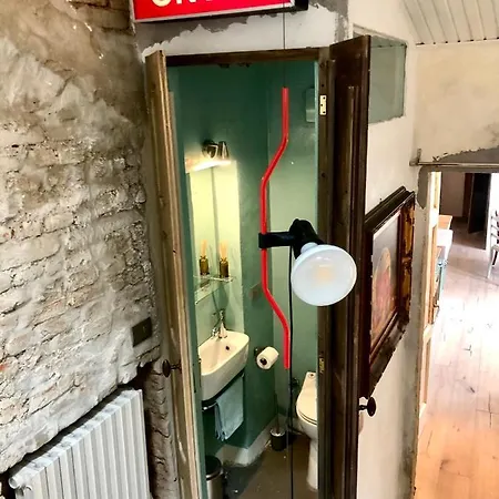 Charming And Design Attic Loft In Coolest Area Navigli Ticinese דירה מילאנו