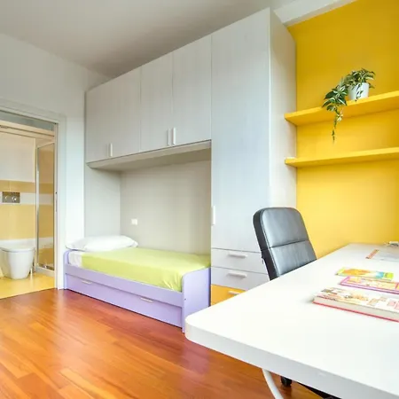 Apartment Caseospitali - Casa Parkview, Ampio Trilo Per Famiglie Sul Parco