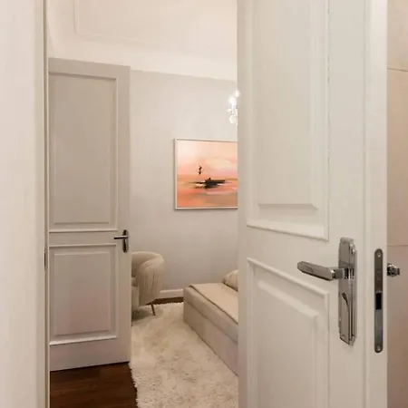3 Luxury Flat In The Heart Of Porta Venezia Feriehus Milano