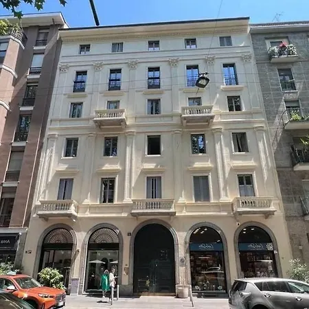 Feriehus 3 Luxury Flat In The Heart Of Porta Venezia Milano