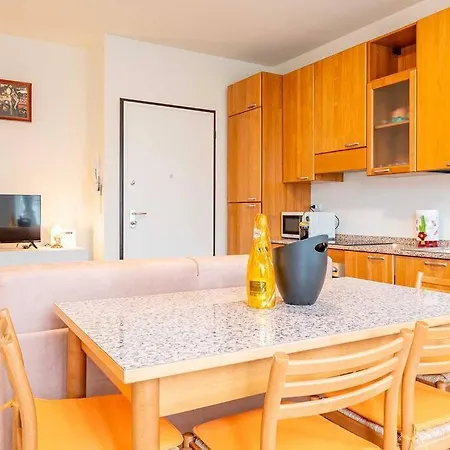 Apartman Guest Planet - Living Fortezza 27!