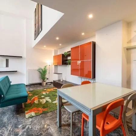 Luminoso Loft Nel Cuore Di Nolo *