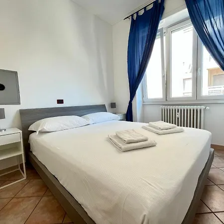Kibilu - Piazzale Archinto 1 - Stazione Garibaldi - Zona Isola Apartment