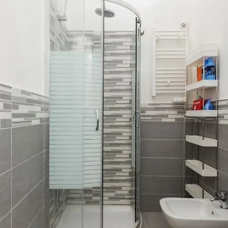 Daire Da Francesco - Ampio Monolocale Soppalcato Milano