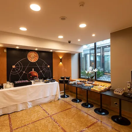 Hotel Life Poliziano, By R Collection Milano