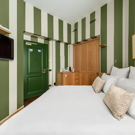 Numa Camperio Hotel 4*