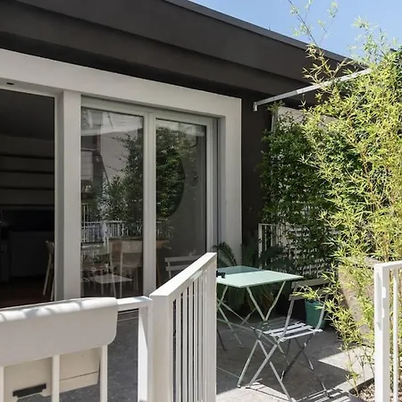 Youhosty - Doria24 * Mailand