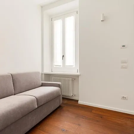 Guesthost - Tiny Near Station Apartamento