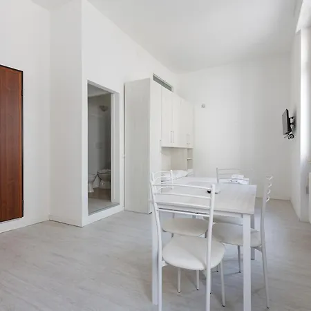 Guesthost - Cosy 25 Sqm Niguarda District Appartement *