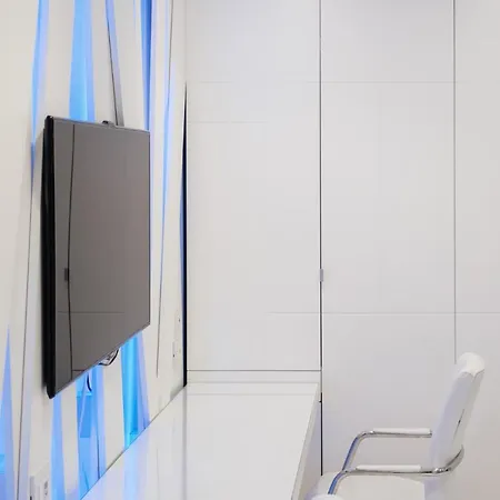 Casa Lussuosa E Moderna - דירה *