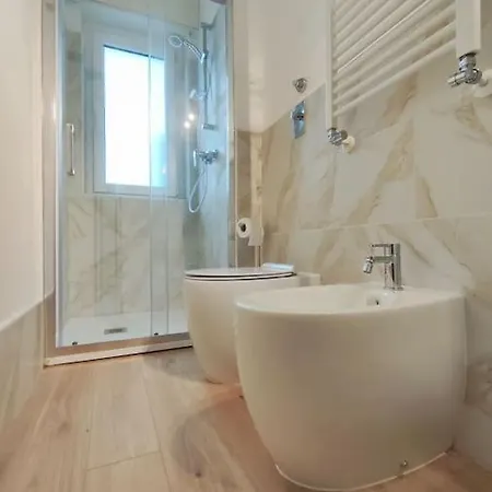 Appartamento The Green Apt - Stylish And Confortable Large Studio Close To Metro *