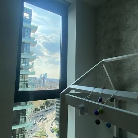 2 Bedroom Luxury In Viale Della Liberazione Prázdninový dům Milán