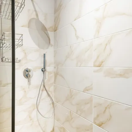 Easylife - Stile E Comfort A Due Passi Da Milano