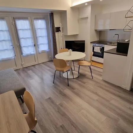 Cozy Affori M3 아파트 *