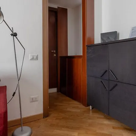 Italianway Easy - Abruzzi 19 * Milan