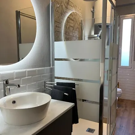 Stylish 3 Km Away From Duomo - Netflix, Wi-fi, All Comforts Included Mediolan
