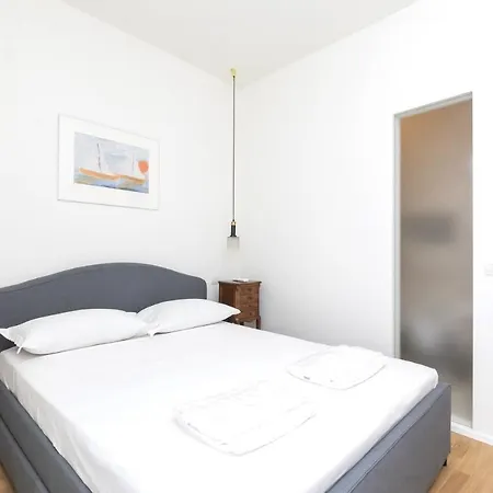 Daire Ihost Luxury Flat - Gaudenzio Ferrari 14 *