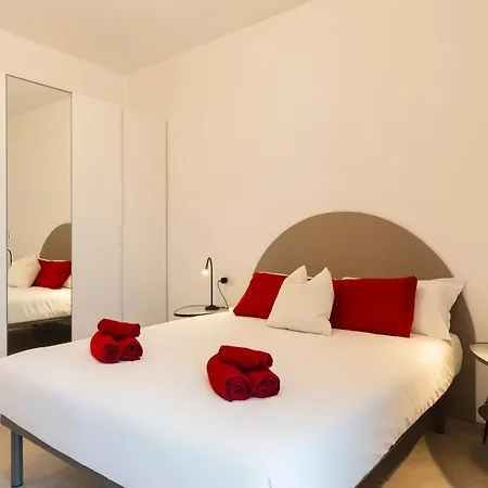 Brenta Floor - Mm3 Yellow Line * Milán