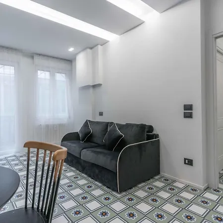 Apartment Au8 -corso Buenos Aires-loreto- Terrace - Luxury Puzzle