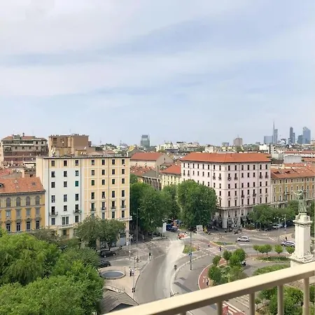 Panoramic Luxury Penthouse 6 People Milano