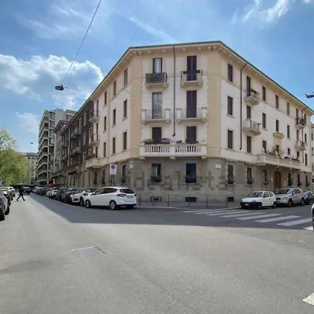 Piccola Stanza In Centro Citta Сasa de vacaciones Milán