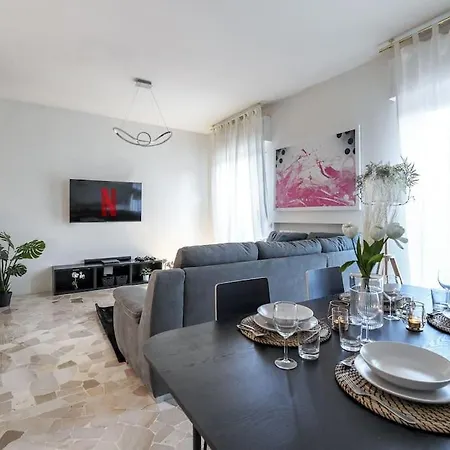 Art House -suite Luminoso Apt In Porta Venezia Apartament *