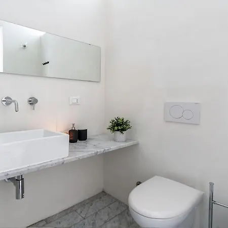 Art House -suite Luminoso Apt In Porta Venezia Apartament