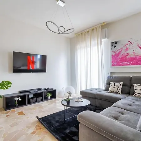 Art House -suite Luminoso Apt In Porta Venezia Mediolan