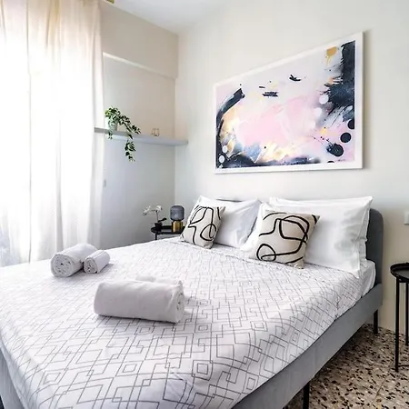 Art House -suite Luminoso Apt In Porta Venezia
