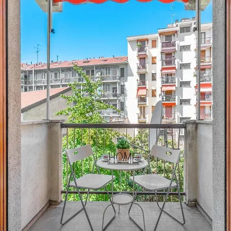 Pau10 -porta Romana - Duomo - Luxury Apartamento Milão