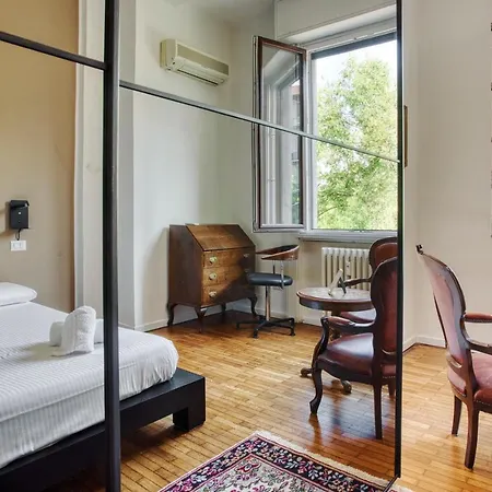 Joivy Stylish Flat In Porta Genova شقة