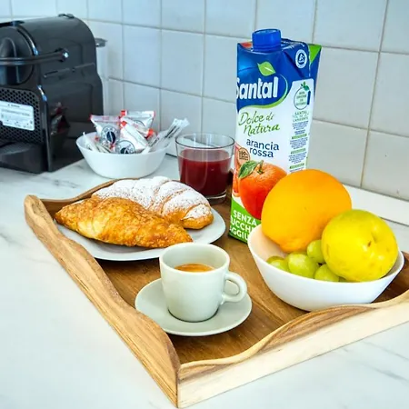 Leafy Sunshine, Bilocale In Porta Venezia, Con Metro A 1 Min A Piedi * Milán